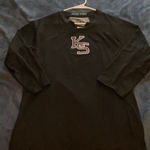Nike Athletic Mid-Sleeve L